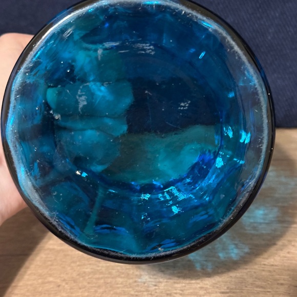 Vintage Blue Glass Daisy biscuit Jar with Metal Lid - Picture 5 of 6